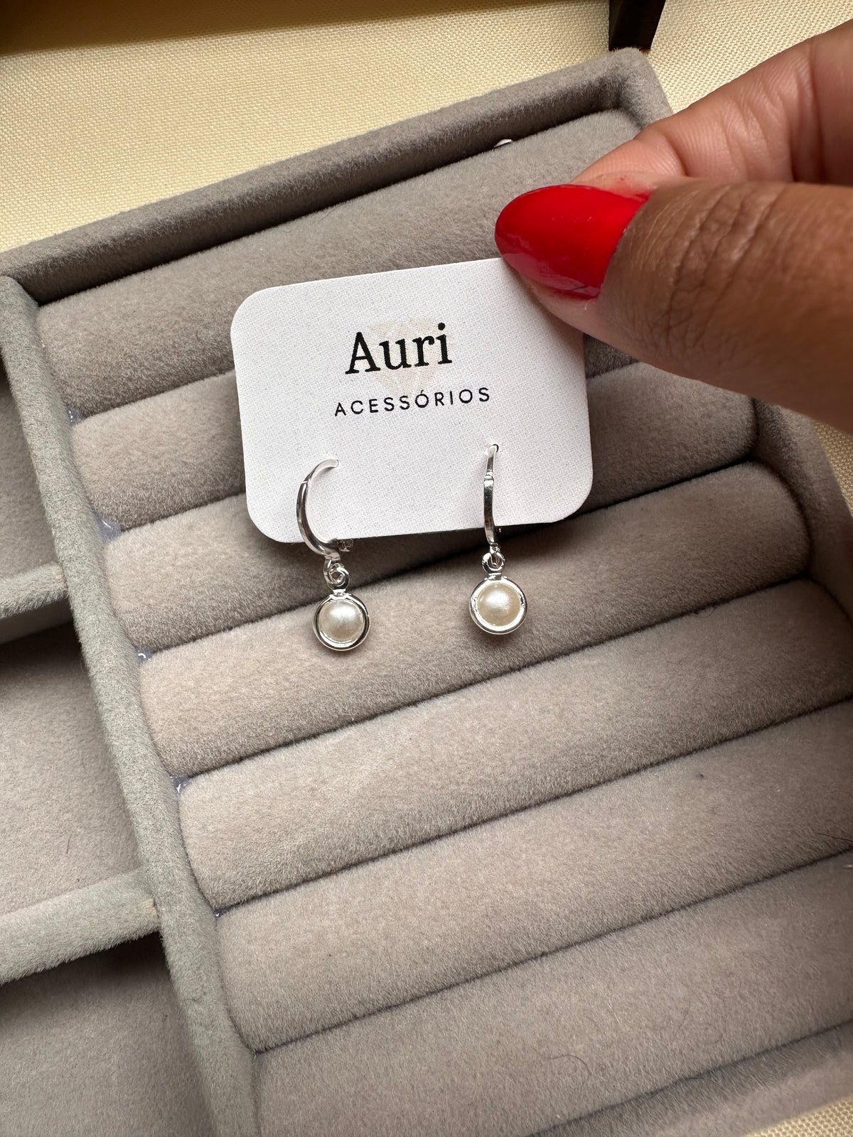 Brinco Argolinha com Pérolas Prata