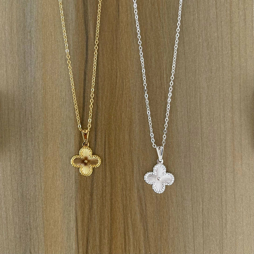 Colar Trevo Inspiração Van Cleef Prata