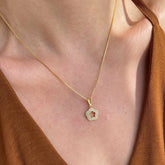 Colar Flor Cravejado Dourado